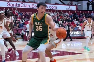 新角度，王俊杰持球單打，亞洲步統(tǒng)治第一節(jié)，游刃有余...